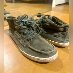 Sanuk Vee K Shawn Chukka Sneakers - Size 8
